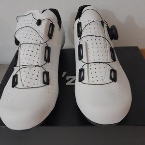 Fizik Temp Overture R4 Customer Return White/Black